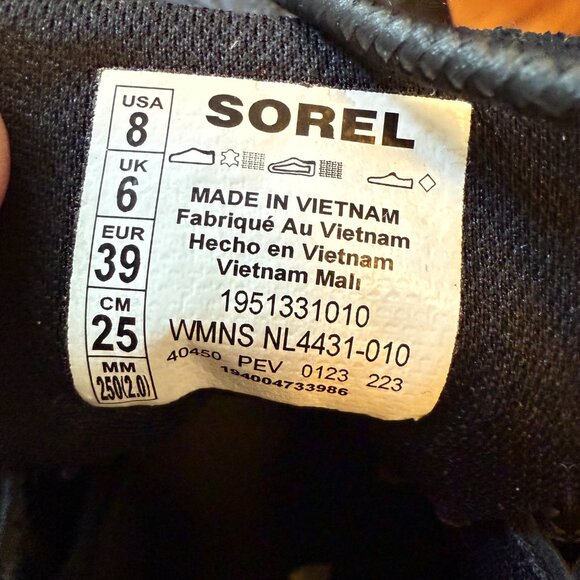 Sorel "Out N About III Waterproof Boots \\ Size 39 (8) // All Black - Picture 15 of 15